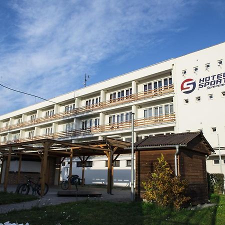 Hotel Sport Šumperk エクステリア 写真